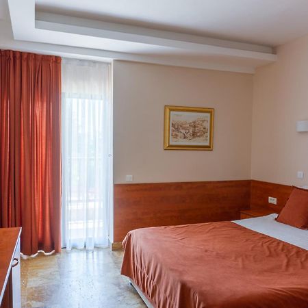 Hotel Sileks Ohrid Extérieur photo